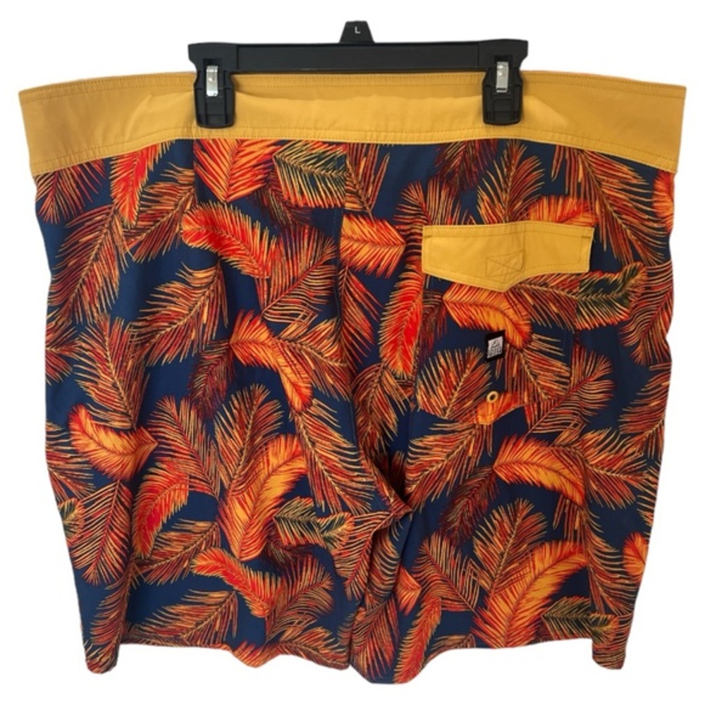 REEF‎ Board Shorts - Picture 2 of 3